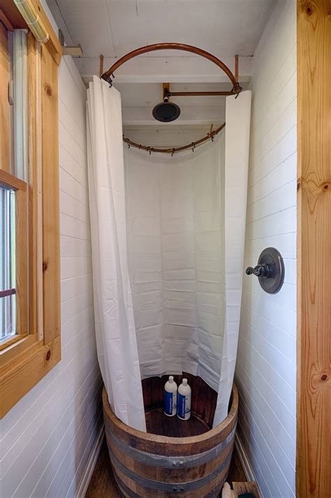 small showers for tiny homes